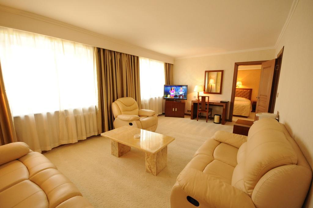 Flower Hotel Ulan Bator Rum bild