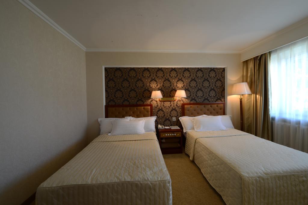 Flower Hotel Ulan Bator Rum bild